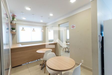 Apartamento para alugar com 38m², 2 quartos e sem vagaÁrea comum - Salão de festas