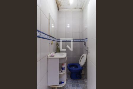 Casa à venda com 363m², 2 quartos e 2 vagas Casa à venda com 363m², 2 quartos e 2 vagasLavabo Casa 2