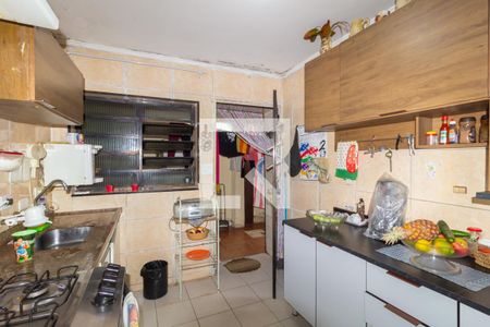 Casa à venda com 363m², 2 quartos e 2 vagas Casa à venda com 363m², 2 quartos e 2 vagasCozinha Casa 1