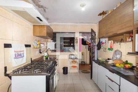 Casa à venda com 363m², 2 quartos e 2 vagas Casa à venda com 363m², 2 quartos e 2 vagasCozinha Casa 1