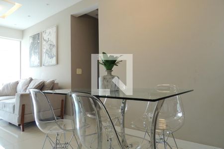 Sala de apartamento à venda com 3 quartos, 86m² em Barra da Tijuca, Rio de Janeiro