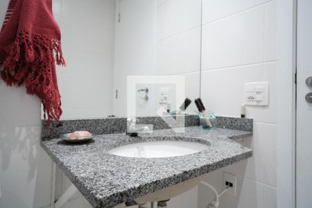 Apartamento à venda com 73m², 3 quartos e 1 vaga Apartamento à venda com 73m², 3 quartos e 1 vagaBanheiro