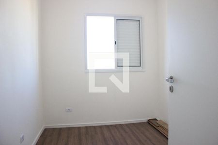 Quarto 1 de apartamento para alugar com 2 quartos, 38m² em Vila Galvão, Guarulhos