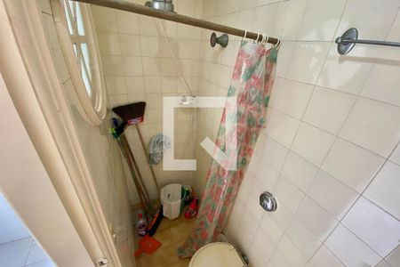 Casa à venda com 102m², 2 quartos e 1 vaga Casa à venda com 102m², 2 quartos e 1 vagaBanheiro de serviço