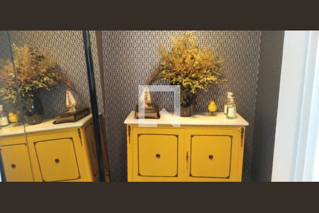 Apartamento à venda com 170m², 3 quartos e 4 vagas Apartamento à venda com 170m², 3 quartos e 4 vagasHall