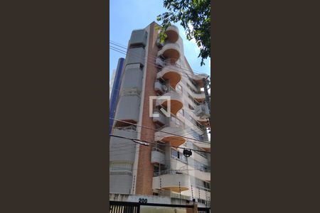 Apartamento à venda com 170m², 3 quartos e 4 vagas Apartamento à venda com 170m², 3 quartos e 4 vagasFachada do Prédio