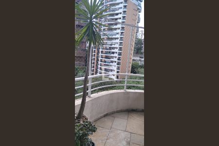 Apartamento à venda com 170m², 3 quartos e 4 vagas Apartamento à venda com 170m², 3 quartos e 4 vagasVista da Varanda