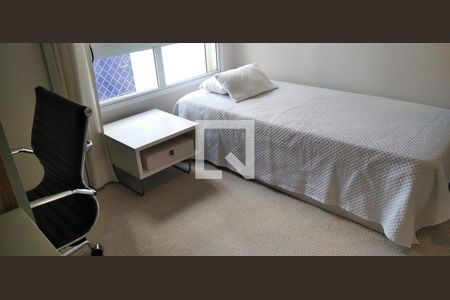 Apartamento à venda com 170m², 3 quartos e 4 vagas Apartamento à venda com 170m², 3 quartos e 4 vagasSuíte 2