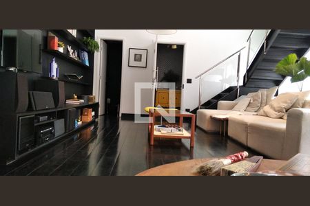 Apartamento à venda com 170m², 3 quartos e 4 vagas Apartamento à venda com 170m², 3 quartos e 4 vagasSala