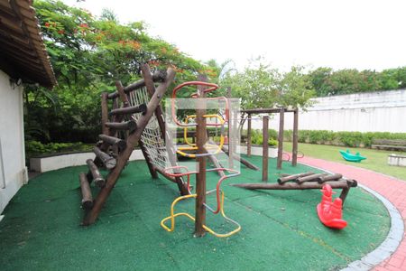 Apartamento à venda com 130m², 2 quartos e 2 vagasÁrea comum - Playground