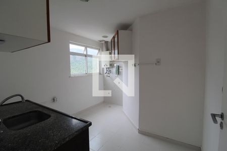 Apartamento à venda com 130m², 2 quartos e 2 vagasCozinha