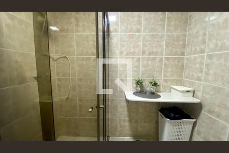 Casa à venda com 490m², 4 quartos e 3 vagas Casa à venda com 490m², 4 quartos e 3 vagasBanheiro Social