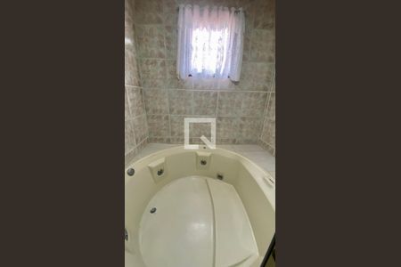 Casa à venda com 490m², 4 quartos e 3 vagas Casa à venda com 490m², 4 quartos e 3 vagasQuarto Suíte 2