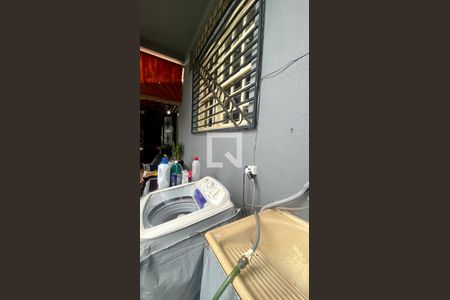 Casa à venda com 490m², 4 quartos e 3 vagas Casa à venda com 490m², 4 quartos e 3 vagasÁrea de Serviço