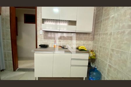 Casa à venda com 490m², 4 quartos e 3 vagas Casa à venda com 490m², 4 quartos e 3 vagasCozinha