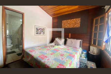 Casa à venda com 490m², 4 quartos e 3 vagas Casa à venda com 490m², 4 quartos e 3 vagasQuarto Suíte 2