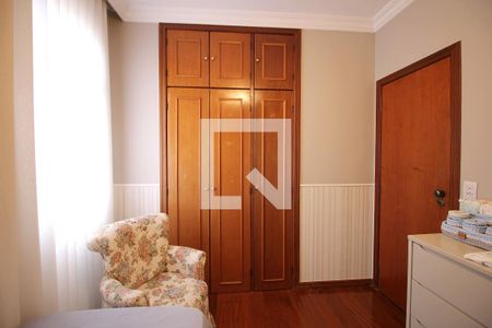 Apartamento à venda com 95m², 3 quartos e 2 vagasQuarto 2