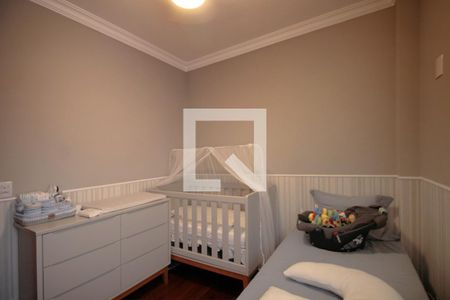 Apartamento à venda com 95m², 3 quartos e 2 vagasQuarto 2