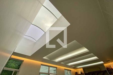 Apartamento à venda com 287m², 4 quartos e 2 vagas2º piso - Cozinha