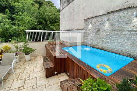 Apartamento à venda com 287m², 4 quartos e 2 vagasÁrea externa