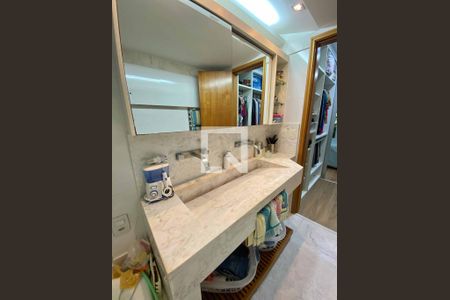 Apartamento à venda com 287m², 4 quartos e 2 vagasSuite - Quarto 1 