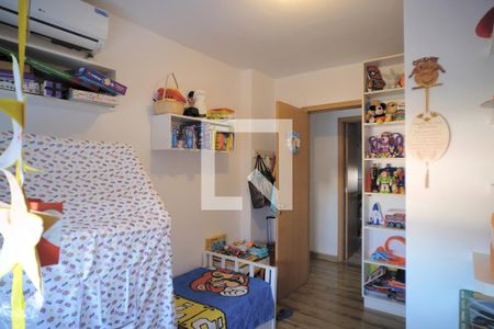 Quarto 1 de apartamento para alugar com 3 quartos, 82m² em Jardim Lindóia, Porto Alegre