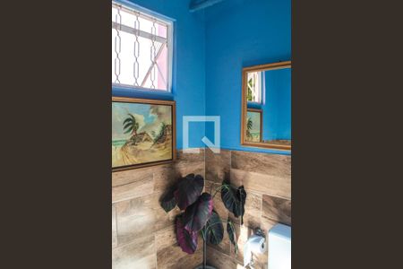 Casa à venda com 329m², 4 quartos e 16 vagas Casa à venda com 329m², 4 quartos e 16 vagasCozinha