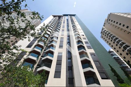 Apartamento à venda com 60m², 2 quartos e 2 vagasFachada