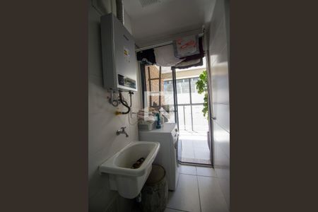 Apartamento à venda com 84m², 3 quartos e 1 vaga Apartamento à venda com 84m², 3 quartos e 1 vagaCozinha e Área de Serviço