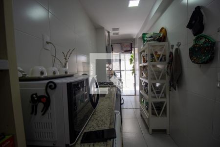 Apartamento à venda com 84m², 3 quartos e 1 vaga Apartamento à venda com 84m², 3 quartos e 1 vagaCozinha e Área de Serviço
