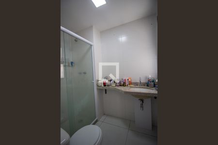 Apartamento à venda com 84m², 3 quartos e 1 vaga Apartamento à venda com 84m², 3 quartos e 1 vagaBanheiro da Suíte