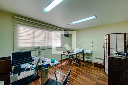 Casa à venda com 600m², 8 quartos e 15 vagasQuarto 2