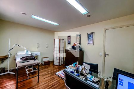 Casa à venda com 600m², 8 quartos e 15 vagasQuarto 2