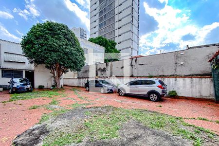 Casa à venda com 600m², 8 quartos e 15 vagasÁrea externa