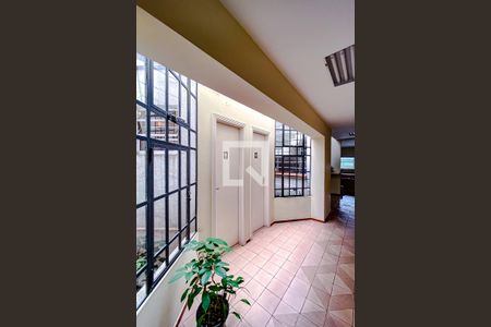 Casa à venda com 600m², 8 quartos e 15 vagasHall