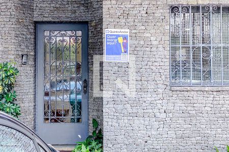 Casa à venda com 600m², 8 quartos e 15 vagasFachada