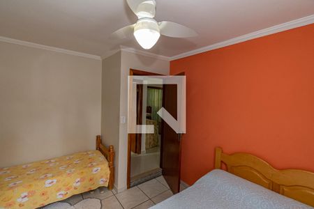 Casa à venda com 271m², 5 quartos e 5 vagas Casa à venda com 271m², 5 quartos e 5 vagasQuarto 2