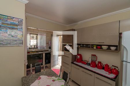 Casa à venda com 271m², 5 quartos e 5 vagas Casa à venda com 271m², 5 quartos e 5 vagasCozinha