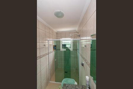 Casa à venda com 271m², 5 quartos e 5 vagas Casa à venda com 271m², 5 quartos e 5 vagasBanheiro