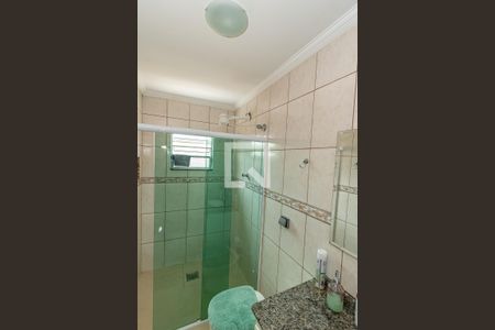 Casa à venda com 271m², 5 quartos e 5 vagas Casa à venda com 271m², 5 quartos e 5 vagasBanheiro