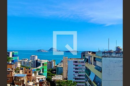 Apartamento à venda com 130m², 2 quartos e sem vagaSuíte vista