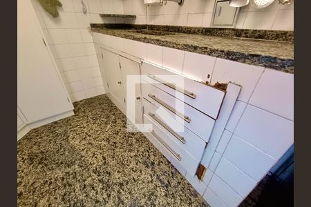 Apartamento à venda com 130m², 2 quartos e sem vagaCozinha