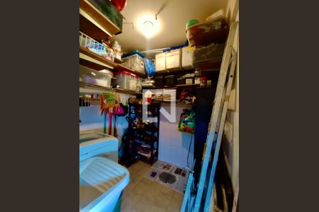 Apartamento à venda com 130m², 2 quartos e sem vagaÁrea serviço