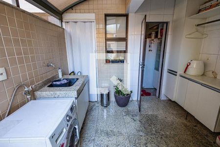 Apartamento à venda com 153m², 3 quartos e 2 vagasÁrea de serviço