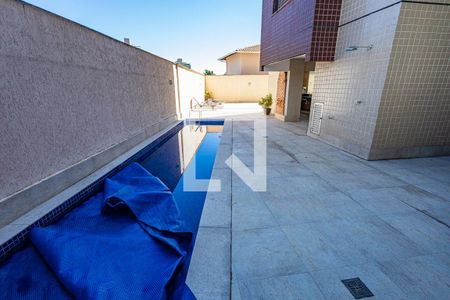 Apartamento à venda com 153m², 3 quartos e 2 vagasArea comum: salão de festas, piscina