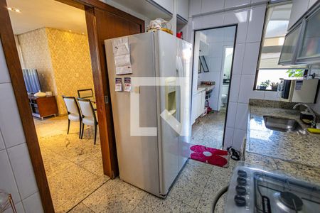 Apartamento à venda com 153m², 3 quartos e 2 vagasCozinha