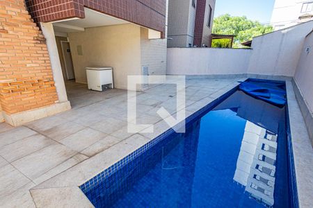 Apartamento à venda com 153m², 3 quartos e 2 vagasArea comum: salão de festas, piscina