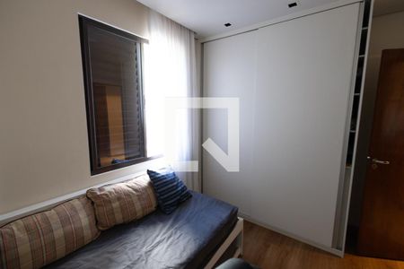 Apartamento à venda com 153m², 3 quartos e 2 vagasQuarto 3
