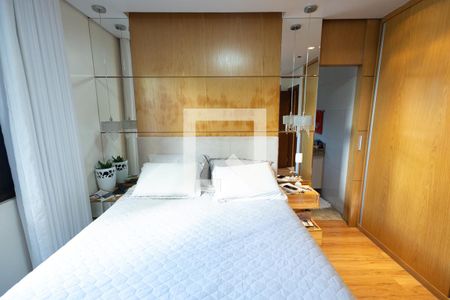 Apartamento à venda com 153m², 3 quartos e 2 vagasQuarto 2 / suite