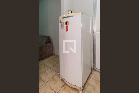 Apartamento à venda com 30m², 1 quarto e sem vagaCozinha - Geladeira